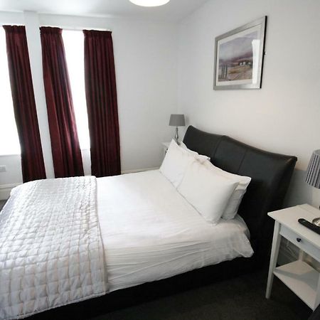 Church Guesthouse Cardiff Dış mekan fotoğraf