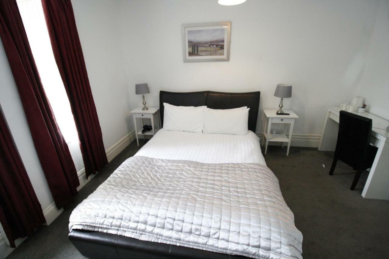 Church Guesthouse Cardiff Dış mekan fotoğraf
